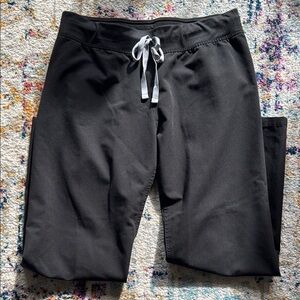 Figs Livingston Black scrub pants in size Medium Petite (MP)